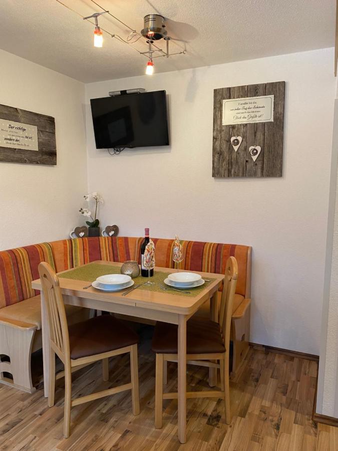 Haus Evelin Apartment Sankt Leonhard im Pitztal Bagian luar foto