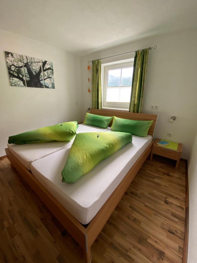 Haus Evelin Apartment Sankt Leonhard im Pitztal Bagian luar foto